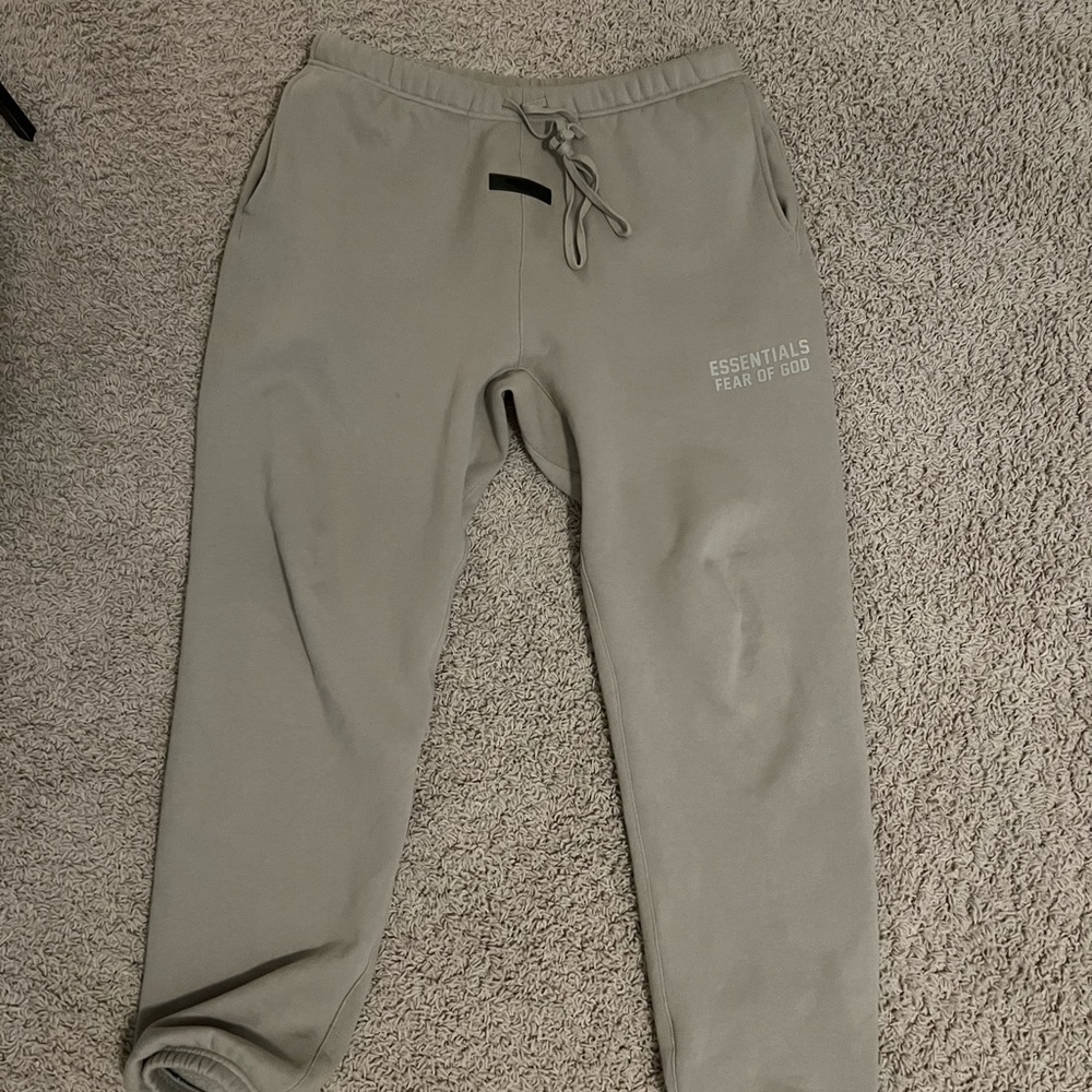 Fear of God Essentials - Sweatpants - XL - “Seal”